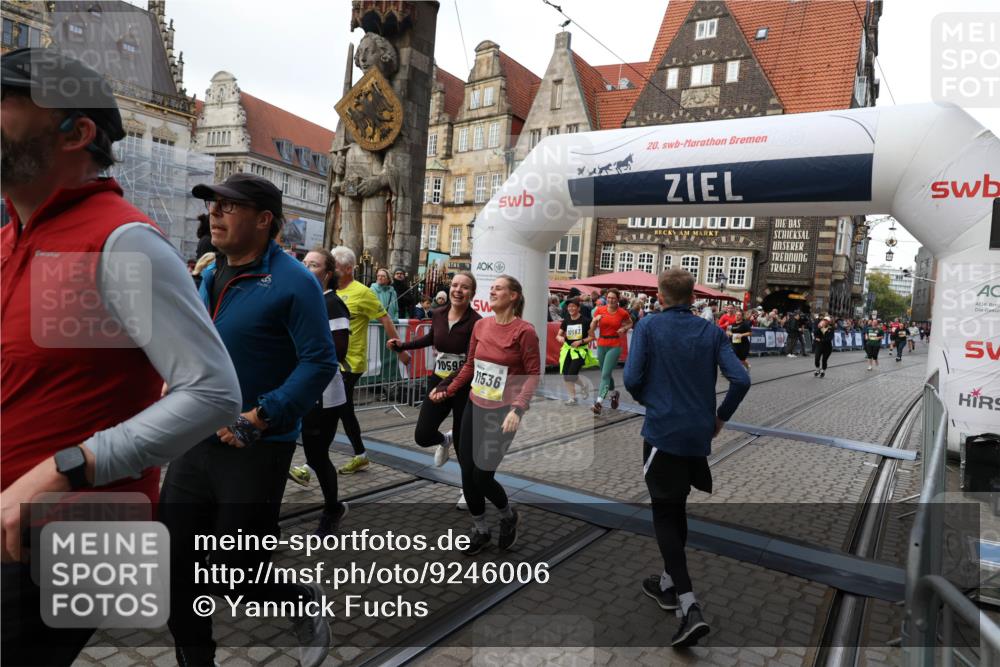 05.10.2025 - 20. swb-Marathon Bremen Yannick Fuchs http://msf.ph/oto/9246006 05.10.2025 11:10:16 Ziel 7799, 9470, 9476, 9554, 9561, 10082, 10383, 10563, 10596, 10659, 10969, 11204, 11261, 11401, 11536 meine-sportfotos.de
