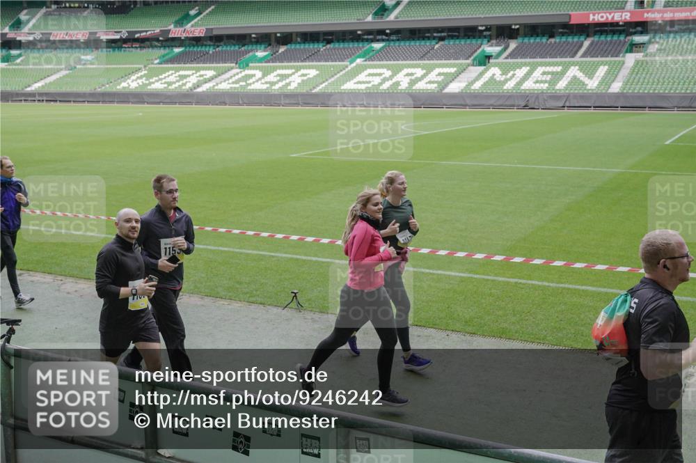 05.10.2025 - 20. swb-Marathon Bremen Michael Burmester http://msf.ph/oto/9246242 05.10.2025 10:37:53 Laufen im Stadion 7621, 7776, 9189, 9210, 9237, 9360, 9365, 9426, 9448, 9468, 9486, 9532, 9536, 9600, 9642, 9684, 9748, 9813, 9841, 9858, 9893, 9979, 10033, 10056, 10098, 10130, 10158, 10194, 10265, 10271, 10274, 10278, 10301, 10370, 10437, 10471, 10477, 10485, 10508, 10510, 10595, 10598, 10611, 10678, 10711, 10713, 10777, 10826, 10829, 10837, 10872, 10876, 10995, 11001, 11050, 11121, 11124, 11150, 11162, 11183, 11184, 11223, 11251, 11415, 9177, 9208, 9381, 9531 meine-sportfotos.de