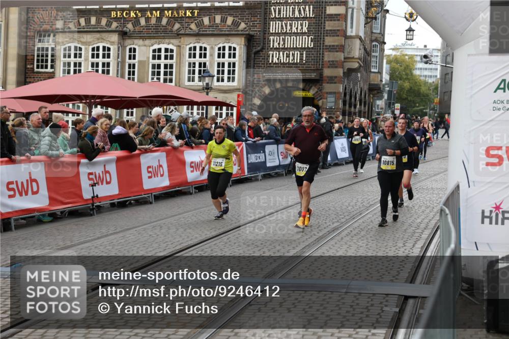 05.10.2025 - 20. swb-Marathon Bremen Yannick Fuchs http://msf.ph/oto/9246412 05.10.2025 11:12:03 Ziel 7007, 9420, 9648, 9784, 10815, 10839, 11215, 11563 meine-sportfotos.de