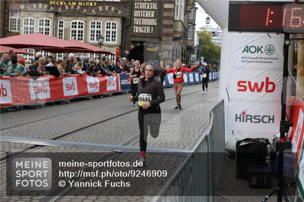 05.10.2025 - 20. swb-Marathon Bremen Yannick Fuchs http://msf.ph/oto/9246909 05.10.2025 11:12:11 Ziel 7007, 9420, 9726, 9867, 10499, 10815, 10839, 10849, 11215 meine-sportfotos.de