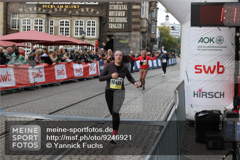 05.10.2025 - 20. swb-Marathon Bremen Yannick Fuchs http://msf.ph/oto/9246921 05.10.2025 11:12:12 Ziel 9420, 9526, 9675, 9726, 9867, 10499, 10815, 10849 meine-sportfotos.de