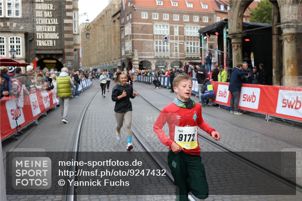 05.10.2025 - 20. swb-Marathon Bremen Yannick Fuchs http://msf.ph/oto/9247432 05.10.2025 10:52:33 Ziel 9172, 9584, 9987, 10241, 10507, 10608, 10719, 11528, 11665 meine-sportfotos.de