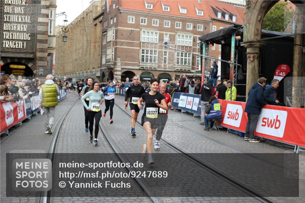 05.10.2025 - 20. swb-Marathon Bremen Yannick Fuchs http://msf.ph/oto/9247689 05.10.2025 10:52:36 Ziel 9172, 9584, 9903, 10241, 10327, 10388, 10507, 10608, 10719, 11283, 11387, 11528 meine-sportfotos.de