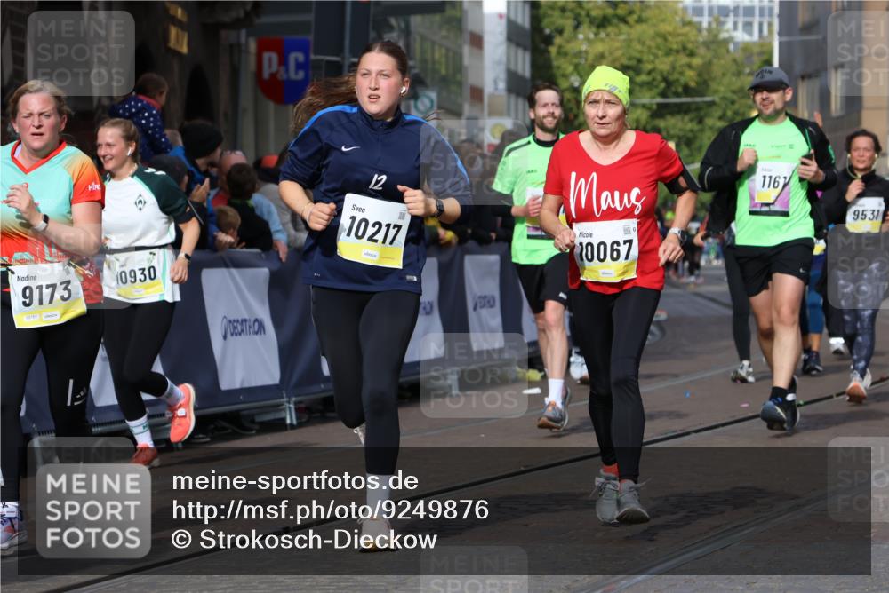 05.10.2025 - 20. swb-Marathon Bremen Strokosch-Dieckow http://msf.ph/oto/9249876 05.10.2025 11:00:25 Ziel 7178, 7215, 9173, 9177, 9531, 10063, 10067, 10071, 10217, 10504, 10794, 10930, 11003, 11255, 11534, 11595, 11610, 11619, 11699 meine-sportfotos.de