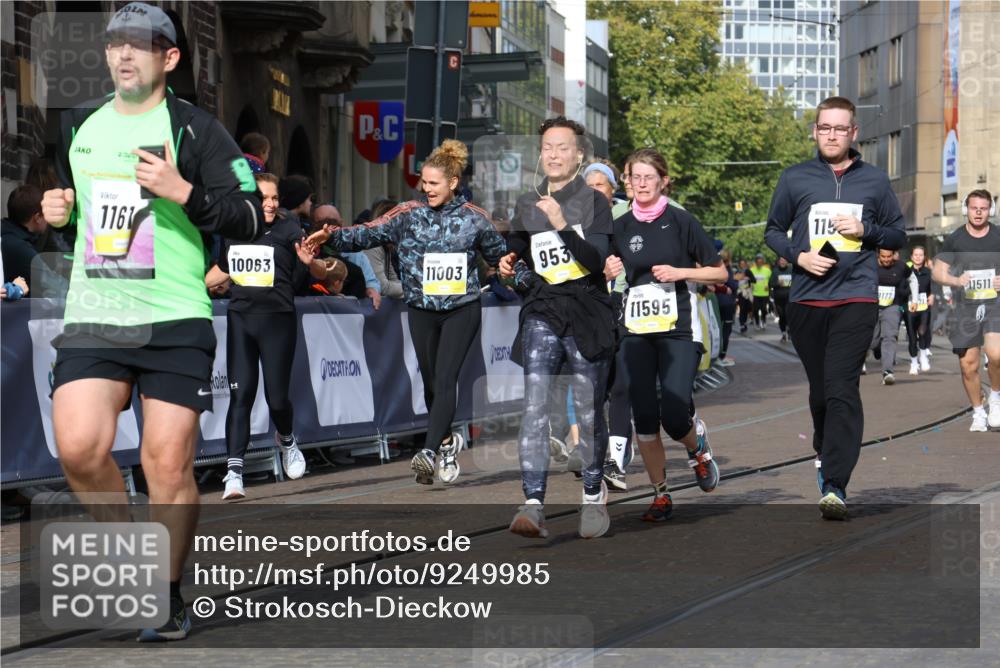 05.10.2025 - 20. swb-Marathon Bremen Strokosch-Dieckow http://msf.ph/oto/9249985 05.10.2025 11:00:29 Ziel 7178, 7215, 9173, 9177, 9271, 9531, 10063, 10067, 10071, 10079, 10217, 10504, 10794, 10930, 11003, 11071, 11255, 11511, 11534, 11595, 11610, 11619 meine-sportfotos.de