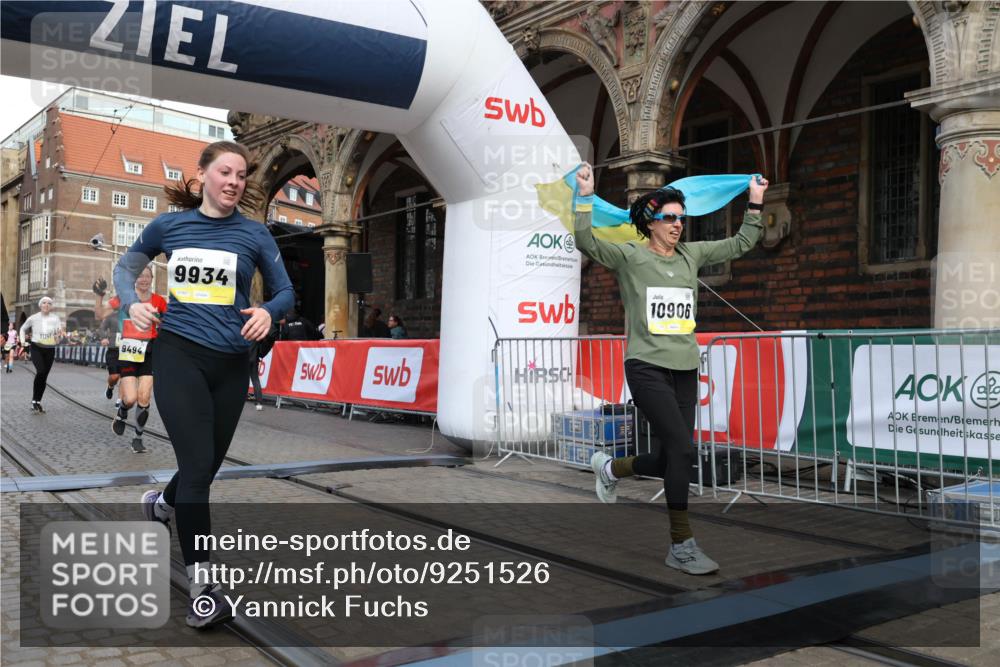 05.10.2025 - 20. swb-Marathon Bremen Yannick Fuchs http://msf.ph/oto/9251526 05.10.2025 10:53:52 Ziel 9494, 9934, 10020, 10416, 10906, 10925, 10966, 11046, 11141, 11383 meine-sportfotos.de