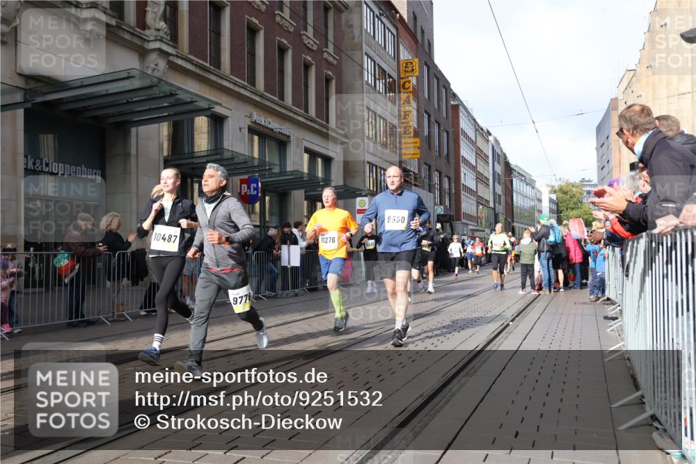 05.10.2025 - 20. swb-Marathon Bremen Strokosch-Dieckow http://msf.ph/oto/9251532 05.10.2025 10:54:33 Ziel 8326, 9282, 9295, 9427, 9436, 9475, 9560, 9570, 9591, 9754, 9776, 9791, 10007, 10014, 10024, 10231, 10232, 10233, 10487, 10609, 10770, 11163, 11276, 11320, 11363, 11373, 11470, 11507, 11523, 8326, 9282, 9295, 9427, 9436, 9475, 9560, 9570, 9591, 9754, 9776, 9791, 10007, 10014, 10024, 10231, 10232, 10233, 10487, 10609, 10770, 11163, 11276, 11320, 11363, 11373, 11470, 11507, 11523 meine-sportfotos.de