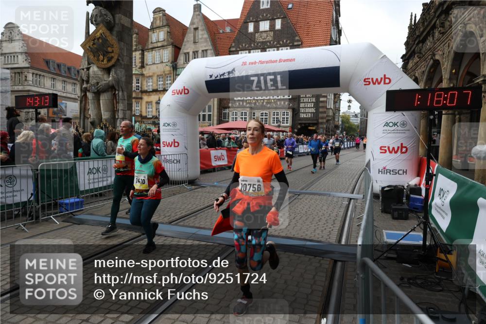 05.10.2025 - 20. swb-Marathon Bremen Yannick Fuchs http://msf.ph/oto/9251724 05.10.2025 11:14:03 Ziel 7014, 7410, 9631, 9667, 9946, 10000, 10036, 10512, 10671, 10721, 10756, 10842, 11541, 11548, 11652, 11653 meine-sportfotos.de