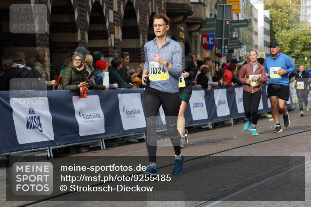 05.10.2025 - 20. swb-Marathon Bremen Strokosch-Dieckow http://msf.ph/oto/9255485 05.10.2025 11:02:42 Ziel 9331, 9360, 9516, 9841, 10129, 10510, 10530, 10734, 10803, 10804, 10825, 10826, 10940, 11024, 11193 meine-sportfotos.de