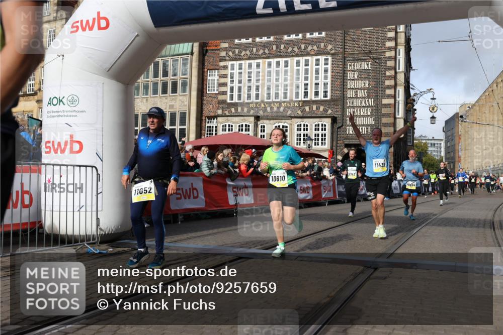 05.10.2025 - 20. swb-Marathon Bremen Yannick Fuchs http://msf.ph/oto/9257659 05.10.2025 10:56:00 Ziel 7147, 9521, 9871, 10253, 10385, 10610, 10653, 10654, 11052, 11249, 11439 meine-sportfotos.de