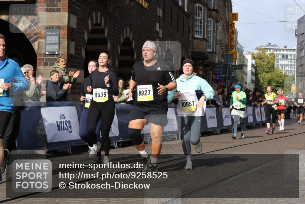 05.10.2025 - 20. swb-Marathon Bremen Strokosch-Dieckow http://msf.ph/oto/9258525 05.10.2025 11:04:47 Ziel 9532, 9765, 9812, 9866, 9927, 10422, 10451, 10557, 10684, 10891, 10964, 11035, 11315, 11427, 11546, 11615, 11636 meine-sportfotos.de