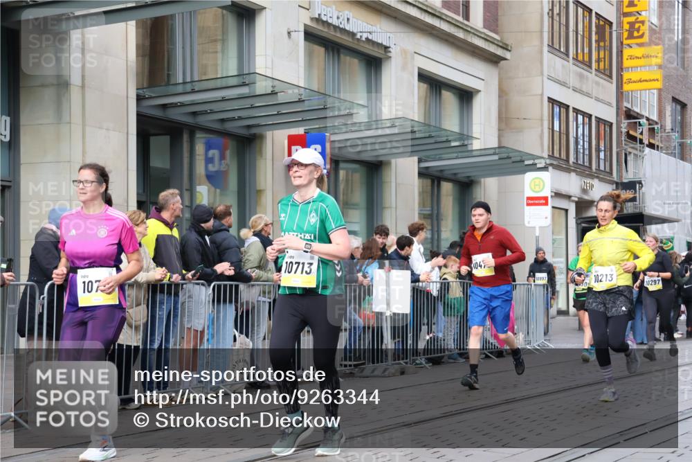 05.10.2025 - 20. swb-Marathon Bremen Strokosch-Dieckow http://msf.ph/oto/9263344 05.10.2025 11:03:21 Ziel 7199, 7788, 9241, 9315, 9486, 9498, 9571, 9850, 9940, 10106, 10213, 10238, 10297, 10478, 10603, 10604, 10711, 10713, 11039, 11272, 11306, 11522, 11589, 7199, 7788, 9241, 9315, 9486, 9498, 9571, 9850, 9940, 10106, 10213, 10238, 10297, 10478, 10603, 10604, 10711, 10713, 11039, 11272, 11306, 11522, 11589 meine-sportfotos.de
