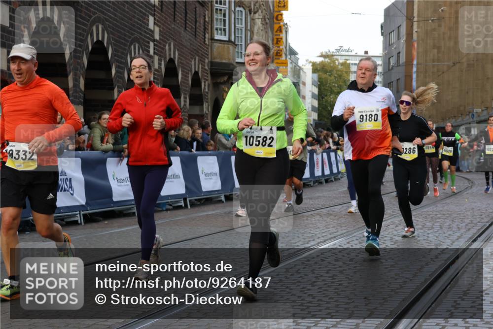05.10.2025 - 20. swb-Marathon Bremen Strokosch-Dieckow http://msf.ph/oto/9264187 05.10.2025 11:07:22 Ziel 7779, 9180, 9334, 9483, 9628, 9757, 10037, 10160, 10223, 10286, 10330, 10332, 10582, 10632, 10737, 10824, 10836, 10854, 11122, 11258, 11262, 11329, 11384, 11529 meine-sportfotos.de