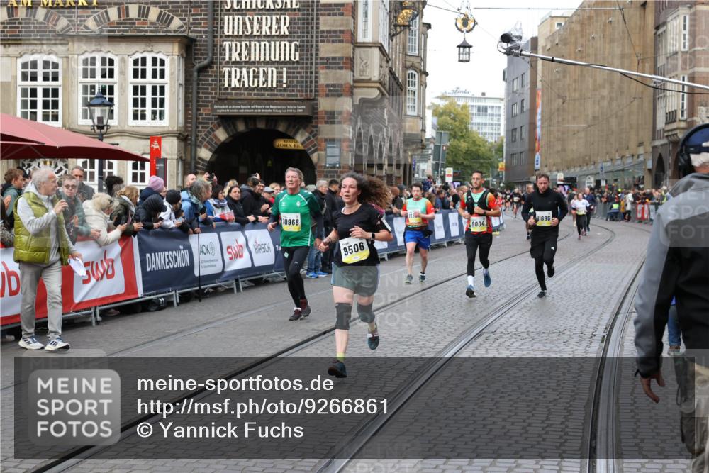 05.10.2025 - 20. swb-Marathon Bremen Yannick Fuchs http://msf.ph/oto/9266861 05.10.2025 10:51:51 Ziel 8333, 9259, 9268, 9506, 10436, 10716, 10968, 11484, 11689, 11696 meine-sportfotos.de