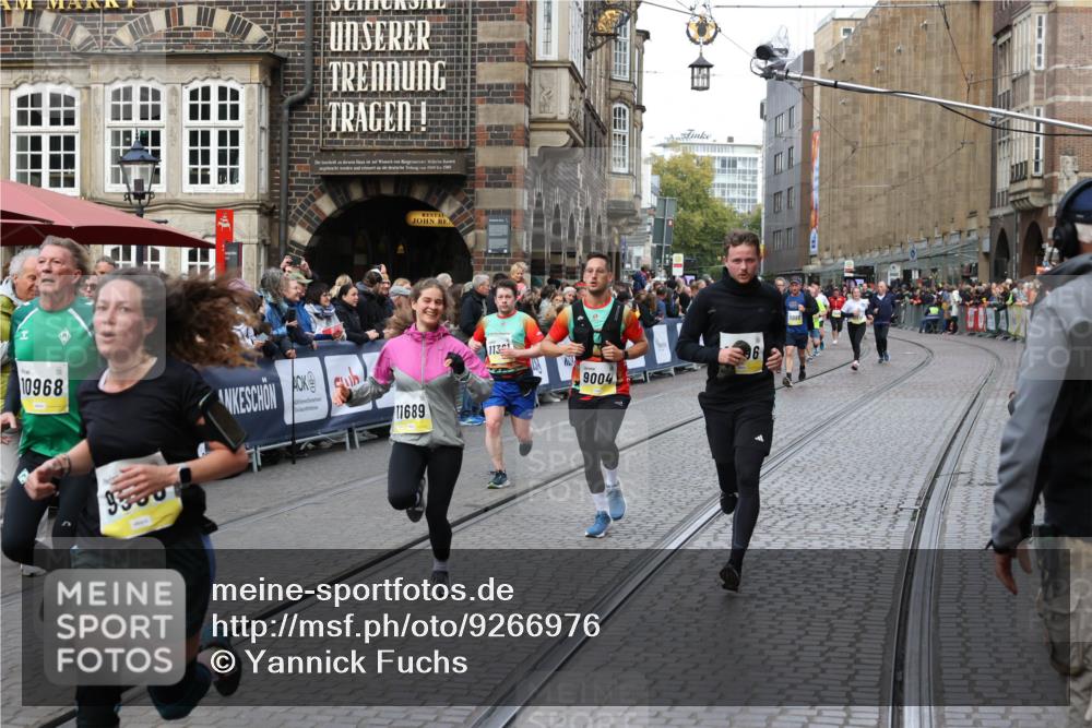 05.10.2025 - 20. swb-Marathon Bremen Yannick Fuchs http://msf.ph/oto/9266976 05.10.2025 10:51:52 Ziel 8333, 9004, 9259, 9268, 9506, 10436, 10716, 10968, 11484, 11689, 11696 meine-sportfotos.de