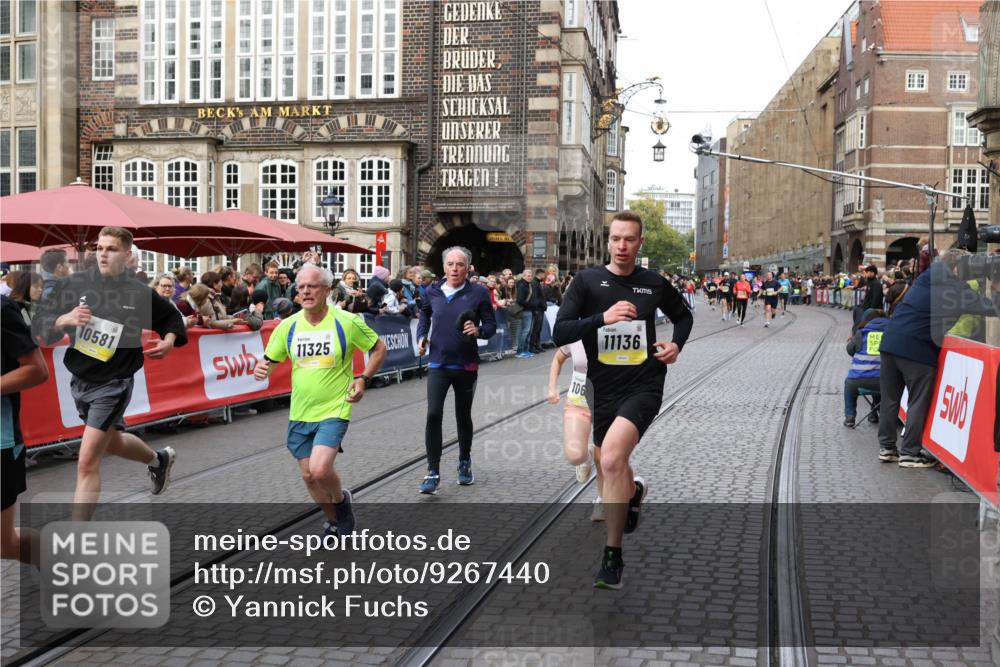 05.10.2025 - 20. swb-Marathon Bremen Yannick Fuchs http://msf.ph/oto/9267440 05.10.2025 10:52:03 Ziel 9683, 10380, 10581, 10625, 10817, 11080, 11136, 11325, 11361, 11394 meine-sportfotos.de