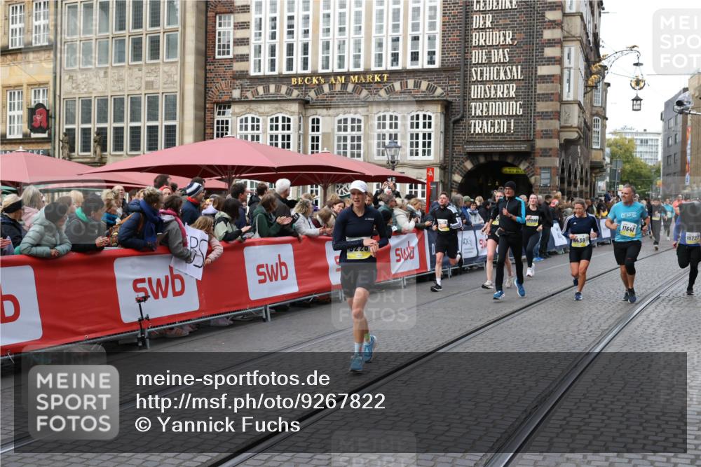 05.10.2025 - 20. swb-Marathon Bremen Yannick Fuchs http://msf.ph/oto/9267822 05.10.2025 10:52:14 Ziel 9196, 9226, 9939, 10240, 10438, 10727, 10977, 11273, 11641 meine-sportfotos.de
