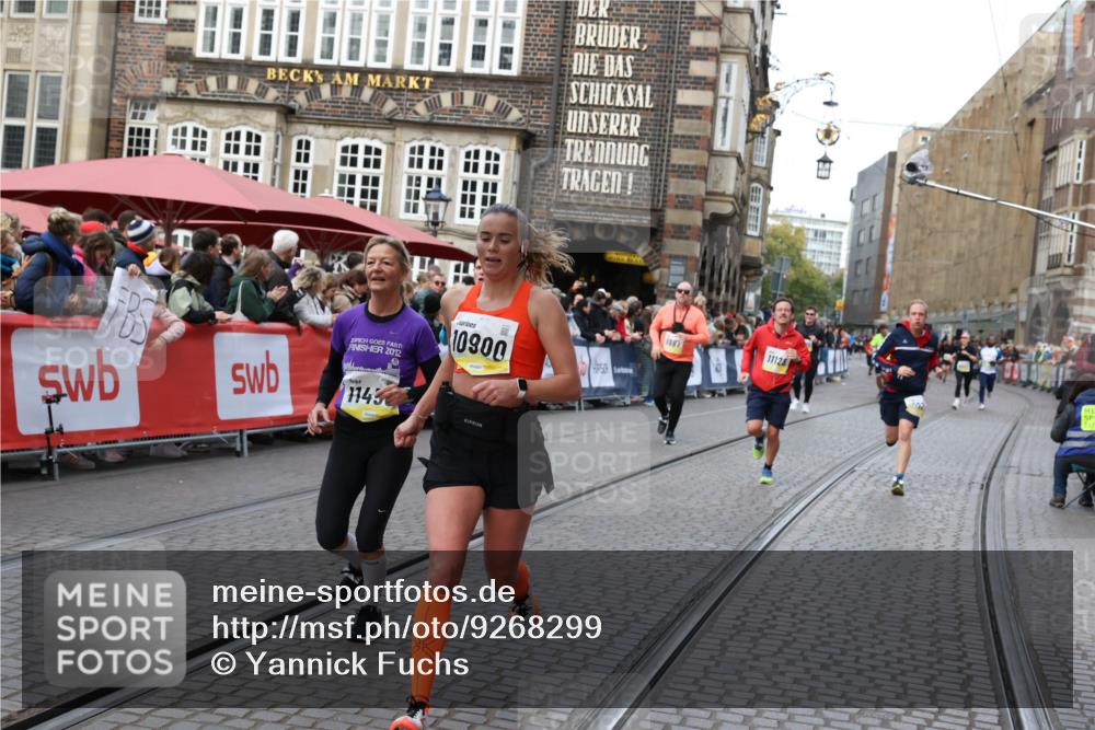05.10.2025 - 20. swb-Marathon Bremen Yannick Fuchs http://msf.ph/oto/9268299 05.10.2025 10:52:22 Ziel 9196, 9226, 9852, 9955, 10038, 10240, 10438, 10668, 10727, 10900, 10927, 10942, 11128, 11458, 11491, 11641 meine-sportfotos.de