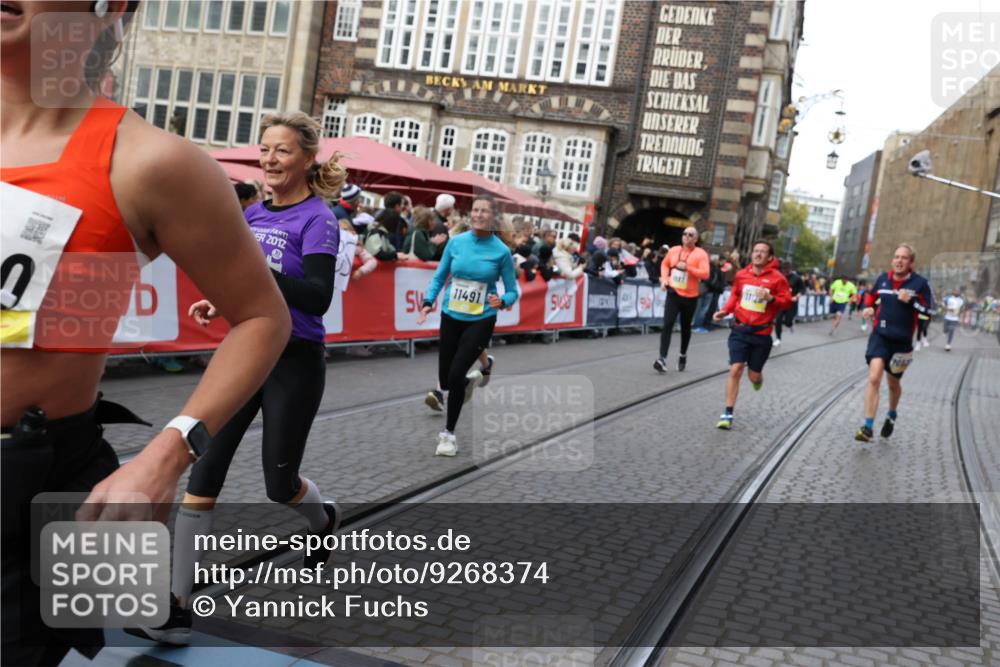 05.10.2025 - 20. swb-Marathon Bremen Yannick Fuchs http://msf.ph/oto/9268374 05.10.2025 10:52:23 Ziel 9196, 9852, 9955, 9987, 10038, 10240, 10438, 10668, 10727, 10900, 10927, 10942, 11128, 11458, 11491, 11641 meine-sportfotos.de