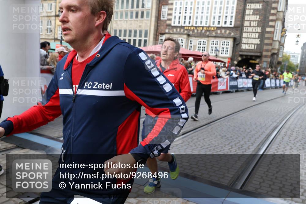 05.10.2025 - 20. swb-Marathon Bremen Yannick Fuchs http://msf.ph/oto/9268496 05.10.2025 10:52:25 Ziel 9852, 9955, 9987, 10038, 10668, 10900, 10927, 10942, 11128, 11458, 11491, 11665 meine-sportfotos.de