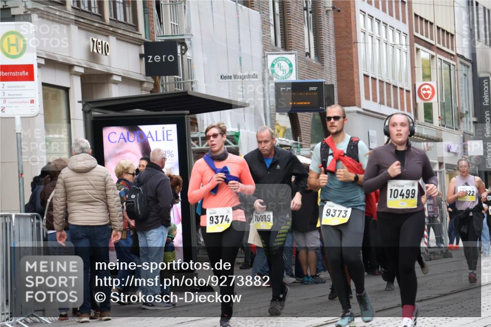 05.10.2025 - 20. swb-Marathon Bremen Strokosch-Dieckow http://msf.ph/oto/9273882 05.10.2025 11:11:48 Ziel 7007, 9373, 9374, 9420, 9526, 9675, 9726, 9867, 9911, 10463, 10499, 10622, 10815, 10839, 10849, 11085, 11215, 7007, 9373, 9374, 9420, 9526, 9675, 9726, 9867, 9911, 10463, 10499, 10622, 10815, 10839, 10849, 11085, 11215 meine-sportfotos.de