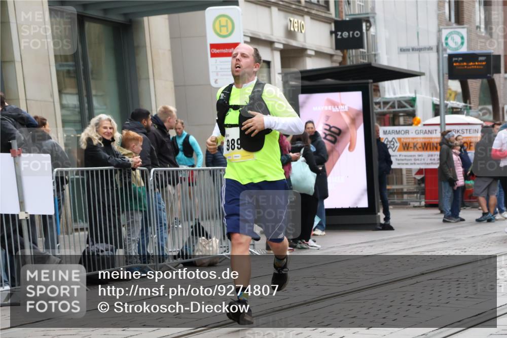 05.10.2025 - 20. swb-Marathon Bremen Strokosch-Dieckow http://msf.ph/oto/9274807 05.10.2025 11:12:59 Ziel 9891, 10273, 11117, 11170, 11332, 11367, 9891, 10273, 11117, 11170, 11332, 11367 meine-sportfotos.de