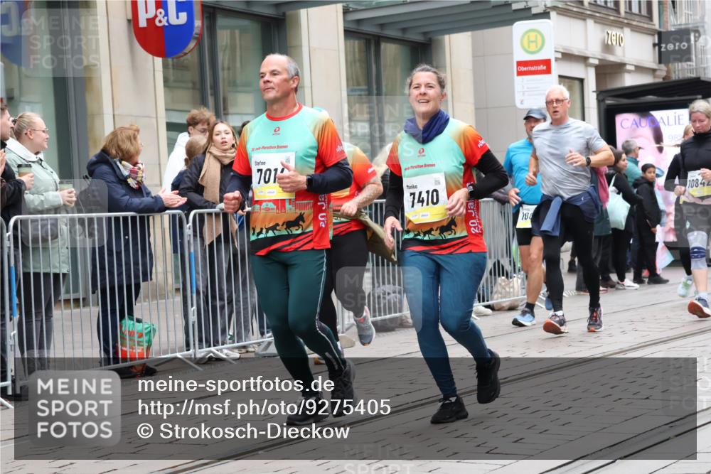 05.10.2025 - 20. swb-Marathon Bremen Strokosch-Dieckow http://msf.ph/oto/9275405 05.10.2025 11:13:28 Ziel 7014, 7410, 9242, 9342, 9631, 9667, 9899, 9946, 10000, 10036, 10040, 10364, 10433, 10512, 10574, 10671, 10705, 10707, 10721, 10756, 10842, 10957, 11060, 11068, 11264, 11385, 11541, 11548, 11652, 11653, 7014, 7410, 9242, 9342, 9631, 9667, 9899, 9946, 10000, 10036, 10040, 10364, 10433, 10512, 10574, 10671, 10705, 10707, 10721, 10756, 10842, 10957, 11060, 11068, 11264, 11385, 11541, 11548, 11652, 11653 meine-sportfotos.de