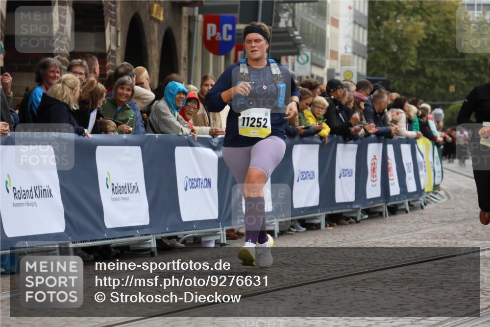 05.10.2025 - 20. swb-Marathon Bremen Strokosch-Dieckow http://msf.ph/oto/9276631 05.10.2025 11:12:50 Ziel 9203, 10186, 11252 meine-sportfotos.de