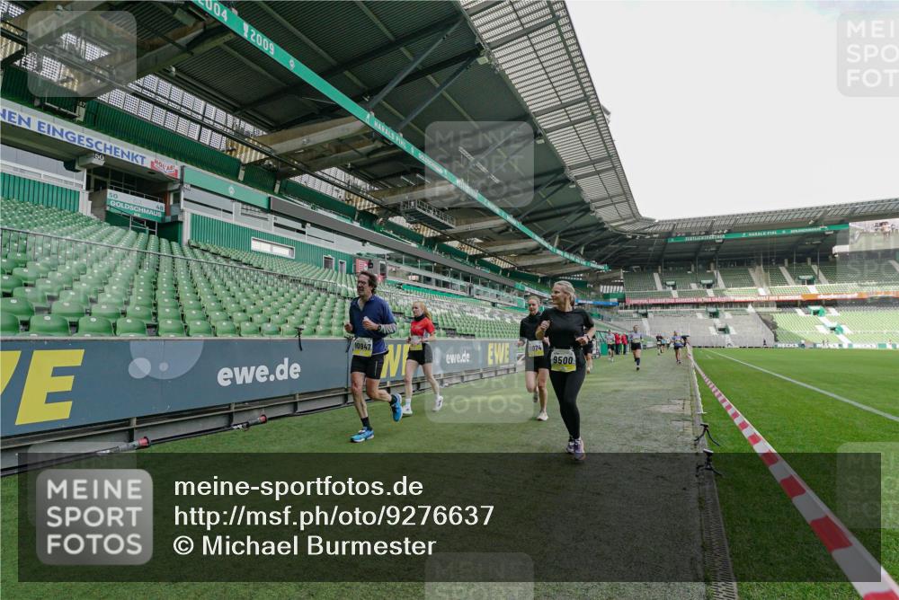 05.10.2025 - 20. swb-Marathon Bremen Michael Burmester http://msf.ph/oto/9276637 05.10.2025 10:27:13 Laufen im Stadion 28, 9009, 9202, 9270, 9285, 9290, 9339, 9351, 9362, 9396, 9400, 9411, 9500, 9590, 9670, 9678, 9709, 9711, 9876, 9878, 9885, 9897, 9921, 9960, 9961, 10045, 10091, 10092, 10277, 10351, 10411, 10568, 10634, 10639, 10649, 10682, 10750, 10773, 10792, 10818, 10822, 10823, 10898, 10947, 11074, 11362, 11446, 11585, 11645, 11659, 11683, 11714, 9250, 9290, 9545, 9590, 10053, 10090, 10304, 10431, 10447, 10633, 10649, 11648, 11715 meine-sportfotos.de