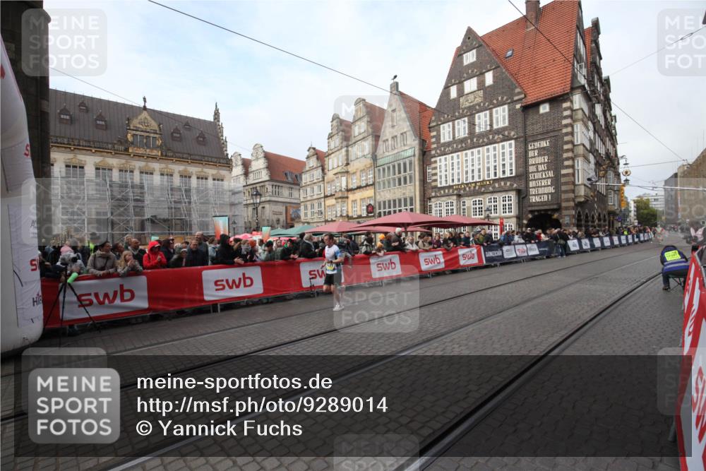 05.10.2025 - 20. swb-Marathon Bremen Yannick Fuchs http://msf.ph/oto/9289014 05.10.2025 10:40:07 Ziel 10276, 11567 meine-sportfotos.de