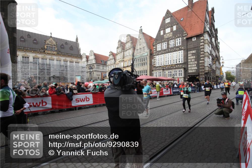 05.10.2025 - 20. swb-Marathon Bremen Yannick Fuchs http://msf.ph/oto/9290839 05.10.2025 10:50:53 Ziel 7733, 9251, 9277, 9658, 9715, 9742, 9888, 9966, 9975, 10224, 10279, 10479, 10689 meine-sportfotos.de