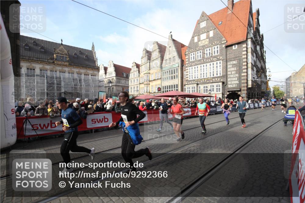 05.10.2025 - 20. swb-Marathon Bremen Yannick Fuchs http://msf.ph/oto/9292366 05.10.2025 10:56:41 Ziel 8118, 9547, 9886, 10008, 10042, 10971, 11260, 11475, 11691 meine-sportfotos.de