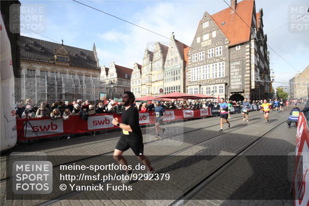 05.10.2025 - 20. swb-Marathon Bremen Yannick Fuchs http://msf.ph/oto/9292379 05.10.2025 10:56:46 Ziel 8118, 9266, 10059, 10644, 10683, 11475 meine-sportfotos.de