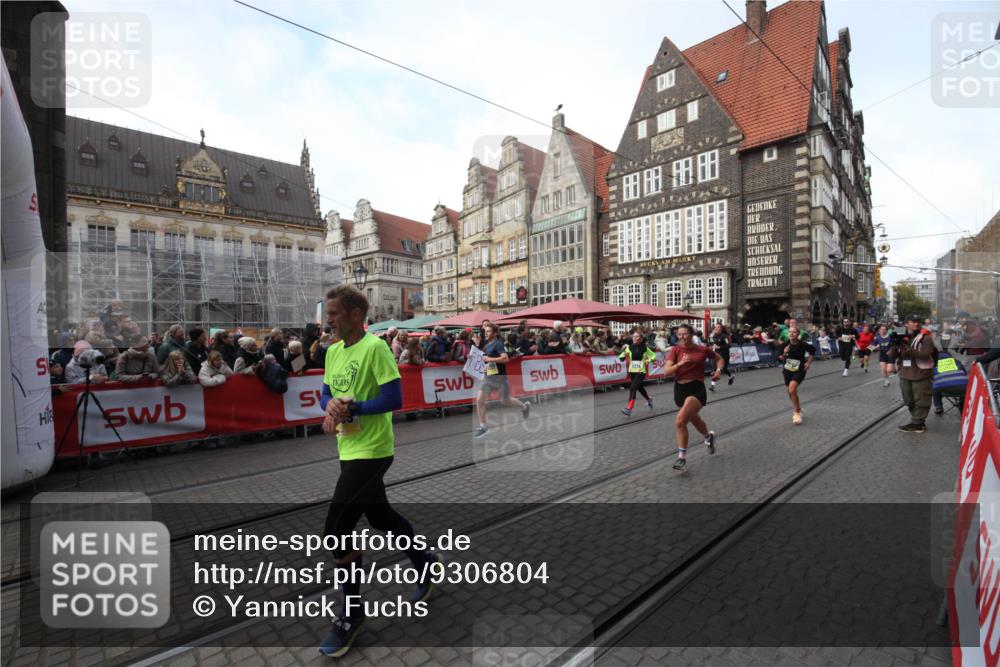 05.10.2025 - 20. swb-Marathon Bremen Yannick Fuchs http://msf.ph/oto/9306804 05.10.2025 10:53:27 Ziel 7193, 7251, 9263, 9539, 9717, 9868, 10057, 10302, 10317, 10335, 11174, 11616 meine-sportfotos.de