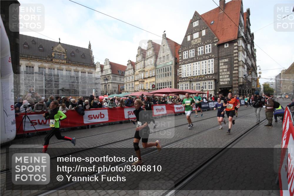 05.10.2025 - 20. swb-Marathon Bremen Yannick Fuchs http://msf.ph/oto/9306810 05.10.2025 10:53:29 Ziel 7193, 7251, 9717, 9868, 9957, 10057, 10302, 10335, 10369, 10468, 10655, 10934, 11174, 11545, 11616, 11716 meine-sportfotos.de