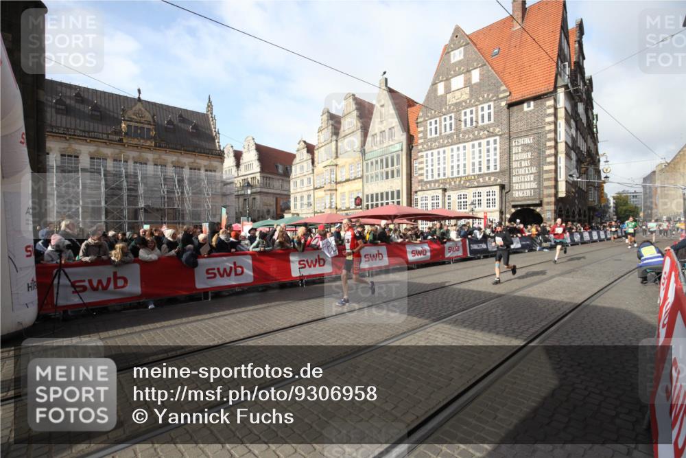 05.10.2025 - 20. swb-Marathon Bremen Yannick Fuchs http://msf.ph/oto/9306958 05.10.2025 10:54:42 Ziel 10174, 11321, 11694 meine-sportfotos.de