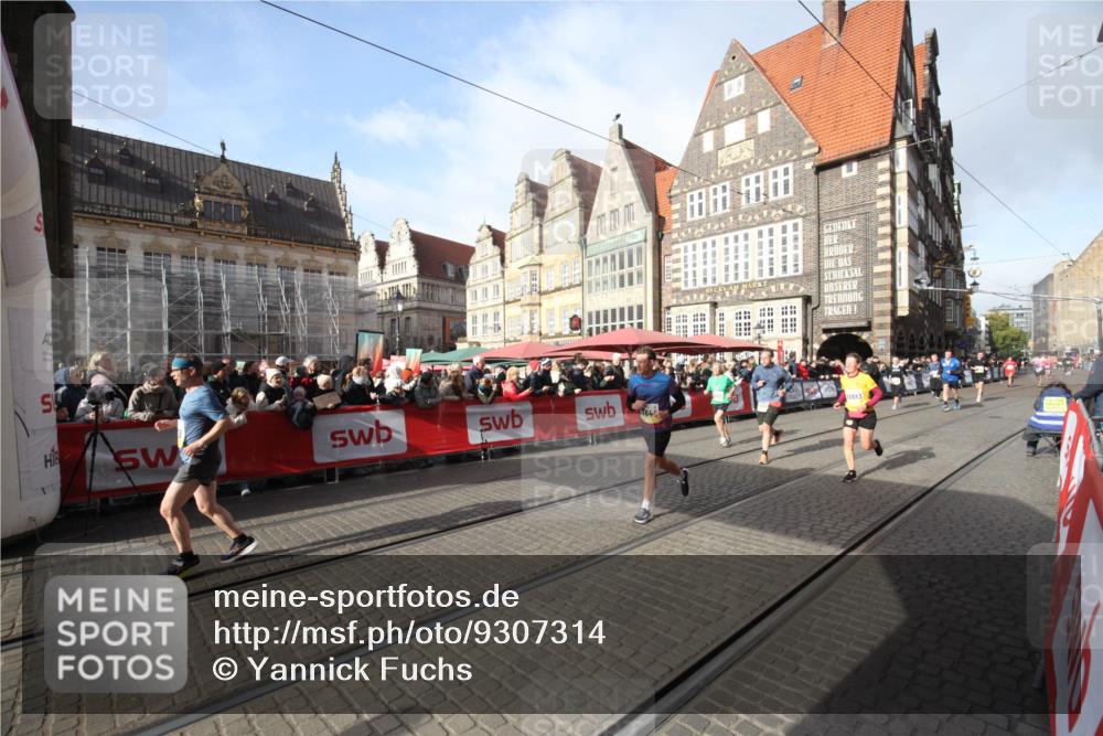 05.10.2025 - 20. swb-Marathon Bremen Yannick Fuchs http://msf.ph/oto/9307314 05.10.2025 10:56:47 Ziel 8118, 9266, 10059, 10644, 10683, 11426, 11734 meine-sportfotos.de