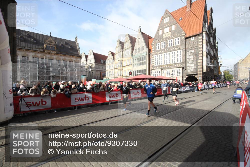 05.10.2025 - 20. swb-Marathon Bremen Yannick Fuchs http://msf.ph/oto/9307330 05.10.2025 10:56:51 Ziel 9188, 10145, 10845, 11426, 11675, 11734 meine-sportfotos.de
