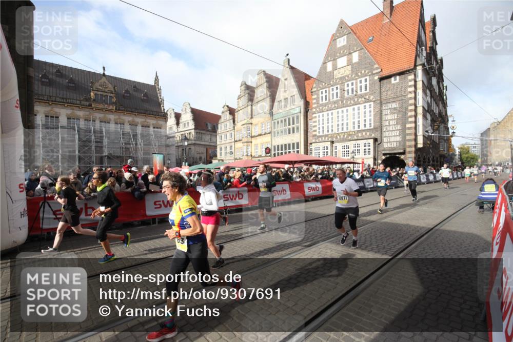 05.10.2025 - 20. swb-Marathon Bremen Yannick Fuchs http://msf.ph/oto/9307691 05.10.2025 10:58:47 Ziel 7163, 8585, 9346, 9370, 9540, 9622, 9714, 10561, 10591, 10679, 10871, 11078 meine-sportfotos.de