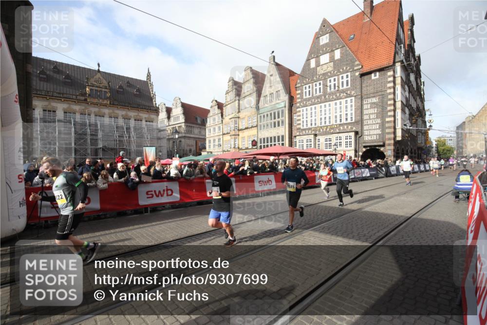 05.10.2025 - 20. swb-Marathon Bremen Yannick Fuchs http://msf.ph/oto/9307699 05.10.2025 10:58:48 Ziel 8585, 9346, 9370, 9540, 9622, 10561, 10591, 10679, 10871, 11651 meine-sportfotos.de