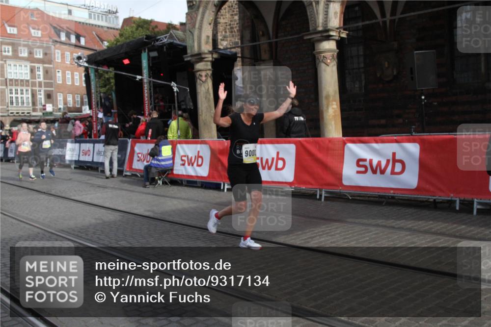 05.10.2025 - 20. swb-Marathon Bremen Yannick Fuchs http://msf.ph/oto/9317134 05.10.2025 10:57:35 Ziel 9000, 9215, 9625, 9904, 9914, 9962, 10139, 10739, 11360 meine-sportfotos.de