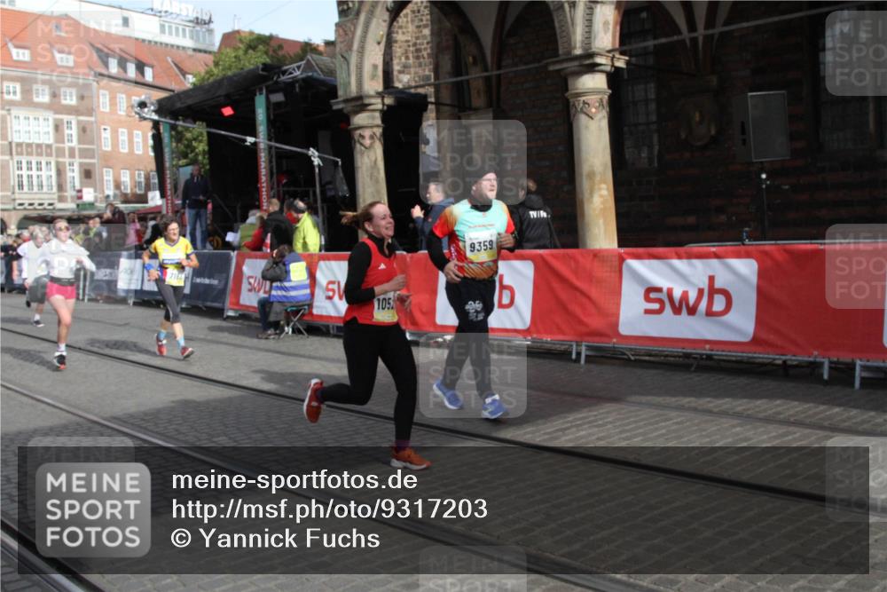 05.10.2025 - 20. swb-Marathon Bremen Yannick Fuchs http://msf.ph/oto/9317203 05.10.2025 10:58:44 Ziel 7163, 8585, 9359, 9370, 9529, 9540, 9622, 9714, 10527, 10591, 10679, 10871, 11078 meine-sportfotos.de