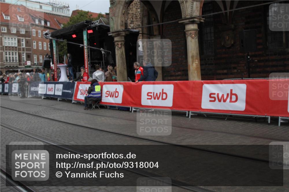 05.10.2025 - 20. swb-Marathon Bremen Yannick Fuchs http://msf.ph/oto/9318004 05.10.2025 11:16:46 Ziel 9753 meine-sportfotos.de