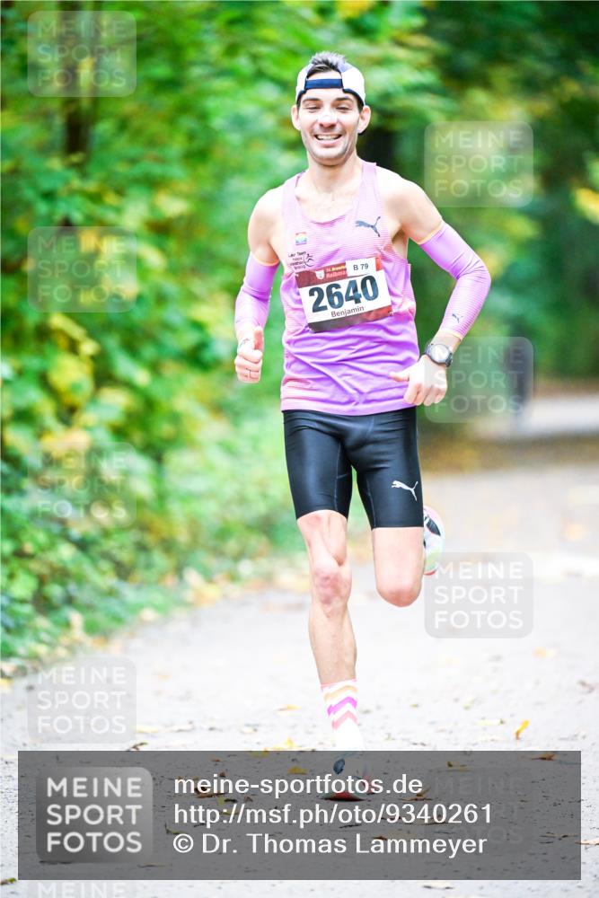 12.10.2025 - Bramfelder Halbmarathon 2025 Dr. Thomas Lammeyer http://msf.ph/oto/9340261 12.10.2025 09:44:44 Laufen 34, 79, 2640 meine-sportfotos.de