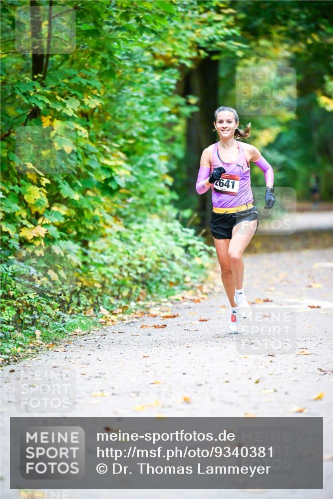 12.10.2025 - Bramfelder Halbmarathon 2025 Dr. Thomas Lammeyer http://msf.ph/oto/9340381 12.10.2025 09:46:26 Laufen 641 meine-sportfotos.de