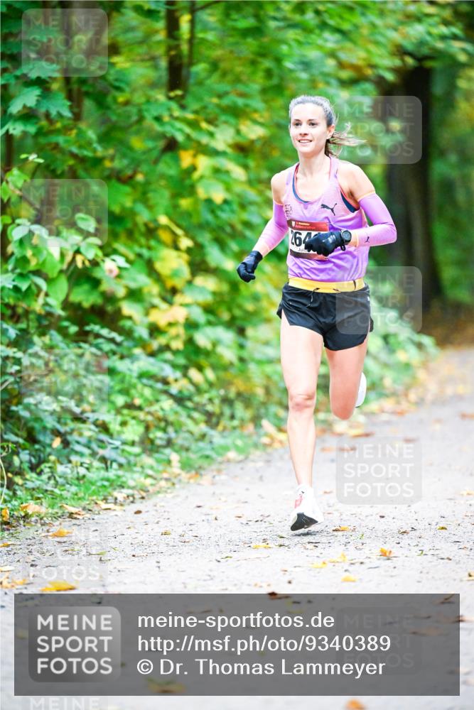 12.10.2025 - Bramfelder Halbmarathon 2025 Dr. Thomas Lammeyer http://msf.ph/oto/9340389 12.10.2025 09:46:27 Laufen 264 meine-sportfotos.de