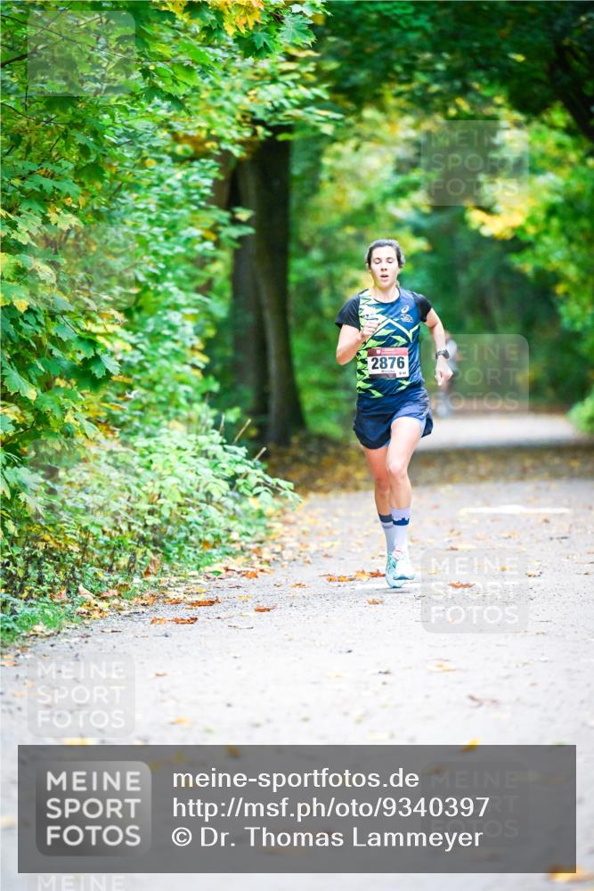 12.10.2025 - Bramfelder Halbmarathon 2025 Dr. Thomas Lammeyer http://msf.ph/oto/9340397 12.10.2025 09:46:50 Laufen 2876 meine-sportfotos.de