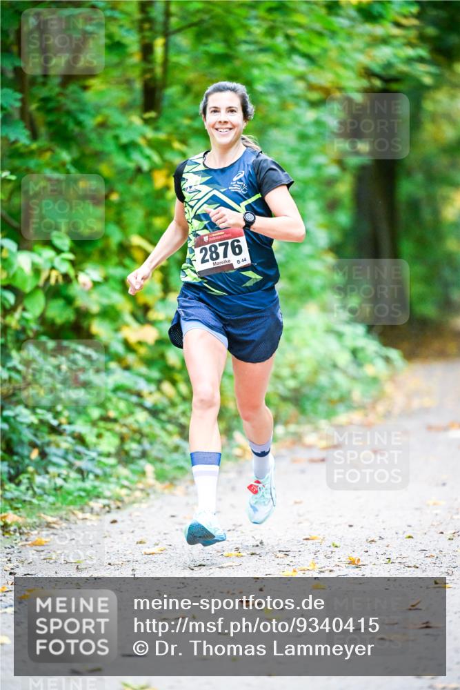 12.10.2025 - Bramfelder Halbmarathon 2025 Dr. Thomas Lammeyer http://msf.ph/oto/9340415 12.10.2025 09:46:52 Laufen 2876, 44 meine-sportfotos.de