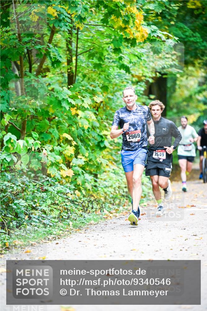 12.10.2025 - Bramfelder Halbmarathon 2025 Dr. Thomas Lammeyer http://msf.ph/oto/9340546 12.10.2025 09:47:58 Laufen 2969, 2549 meine-sportfotos.de