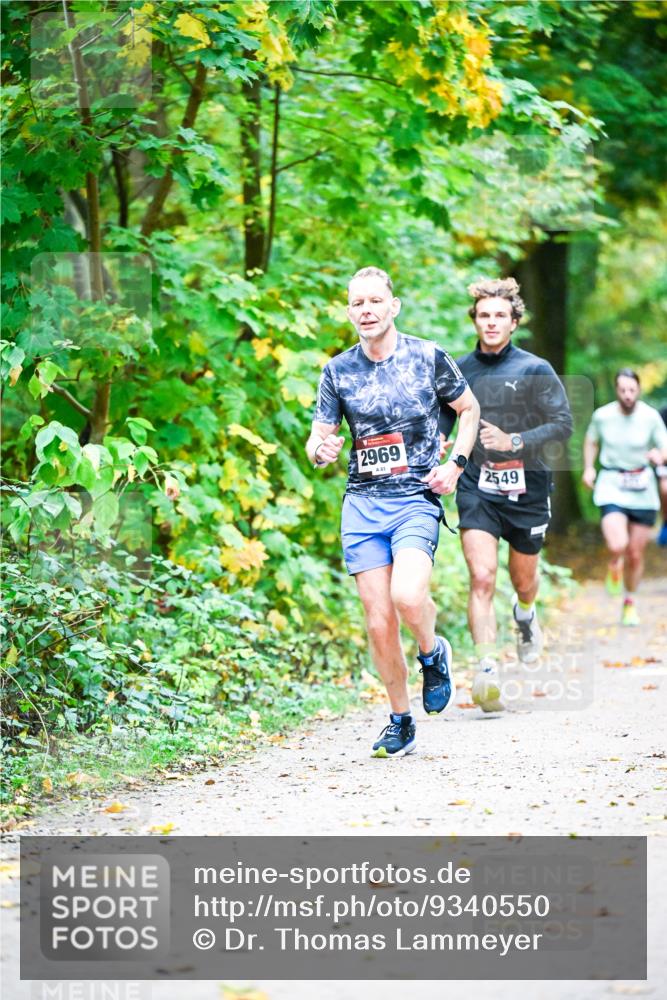 12.10.2025 - Bramfelder Halbmarathon 2025 Dr. Thomas Lammeyer http://msf.ph/oto/9340550 12.10.2025 09:47:58 Laufen 2969, 2549 meine-sportfotos.de